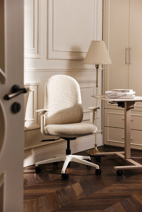 Choosing the Perfect Boucle Office Chair