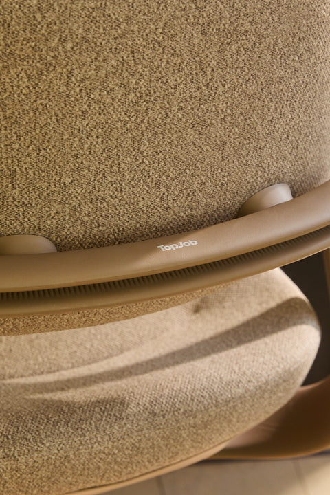 BISKIT Ergonomic Chair