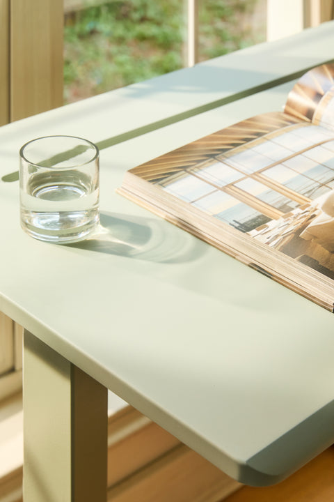 AnyDesk Hub Electric Sit-To-Stand Desk