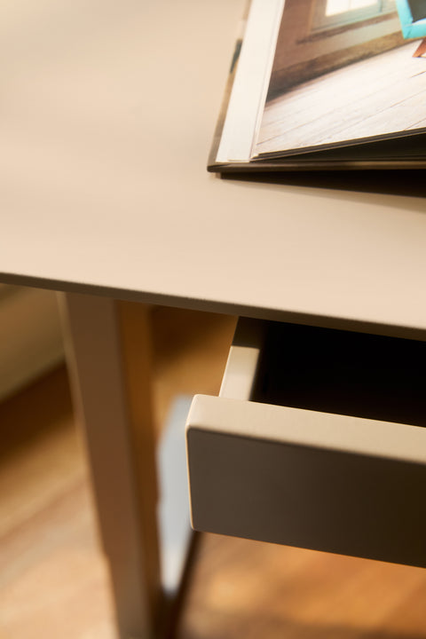 AnyDesk Hub Electric Sit-To-Stand Desk