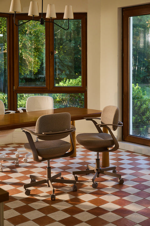 BISKIT Ergonomic Chair