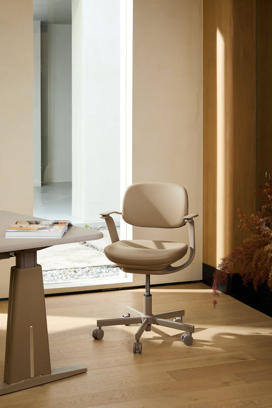 BISKIT Ergonomic Chair