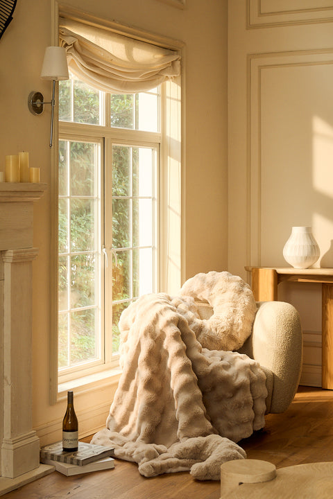 ErgoBoo Machine-Washable Electric Heated Blanket