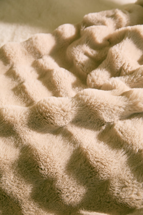 ErgoBoo Machine-Washable Electric Heated Blanket
