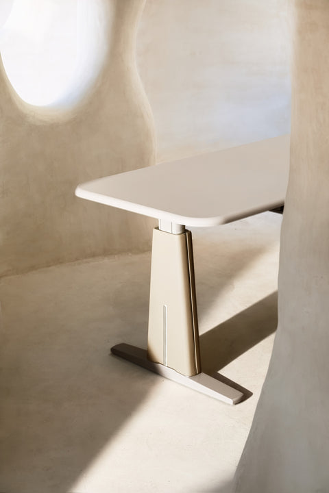 DUNE Wellness Motion Electric Sit-To-Stand Desk